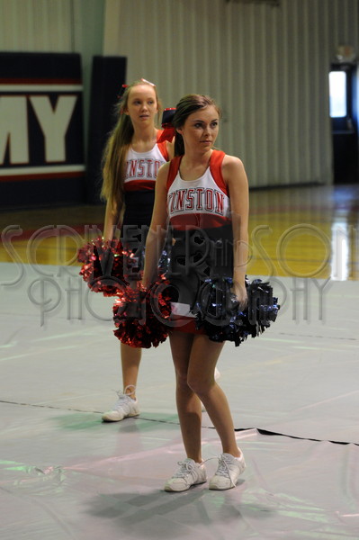 8-28 WA Pep Rally 040.JPG - SCRIVENER D300